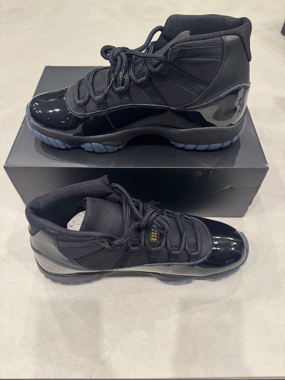 JORDAN 11 RETRO BLACK/GAMMA BLUE - Picture 5 of 7